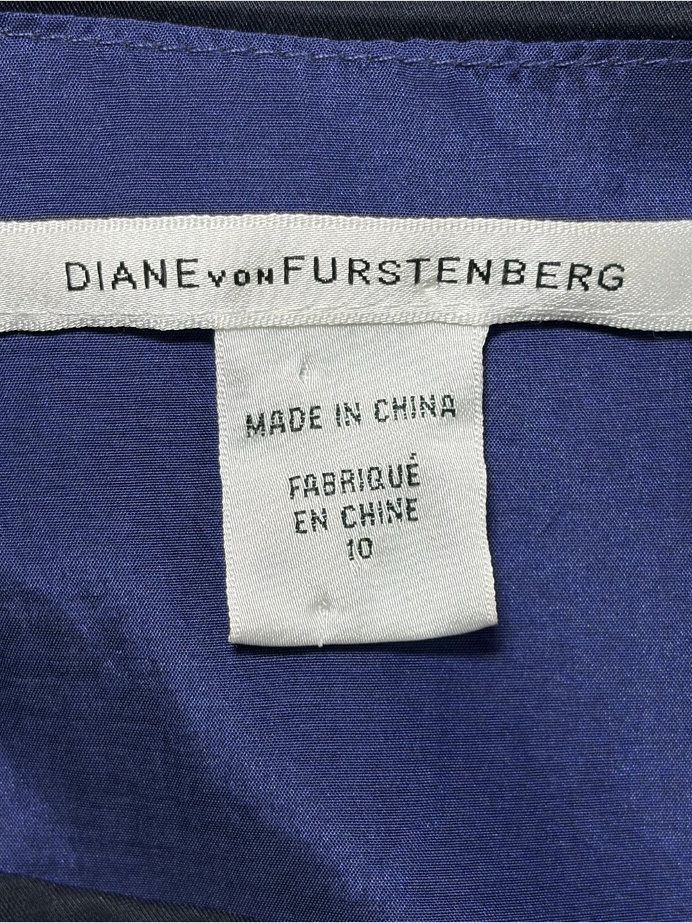 Diane Von Furstenberg Amara Sleeveless Navy Draped Sheath Dress (10) - Picture 4 of 13